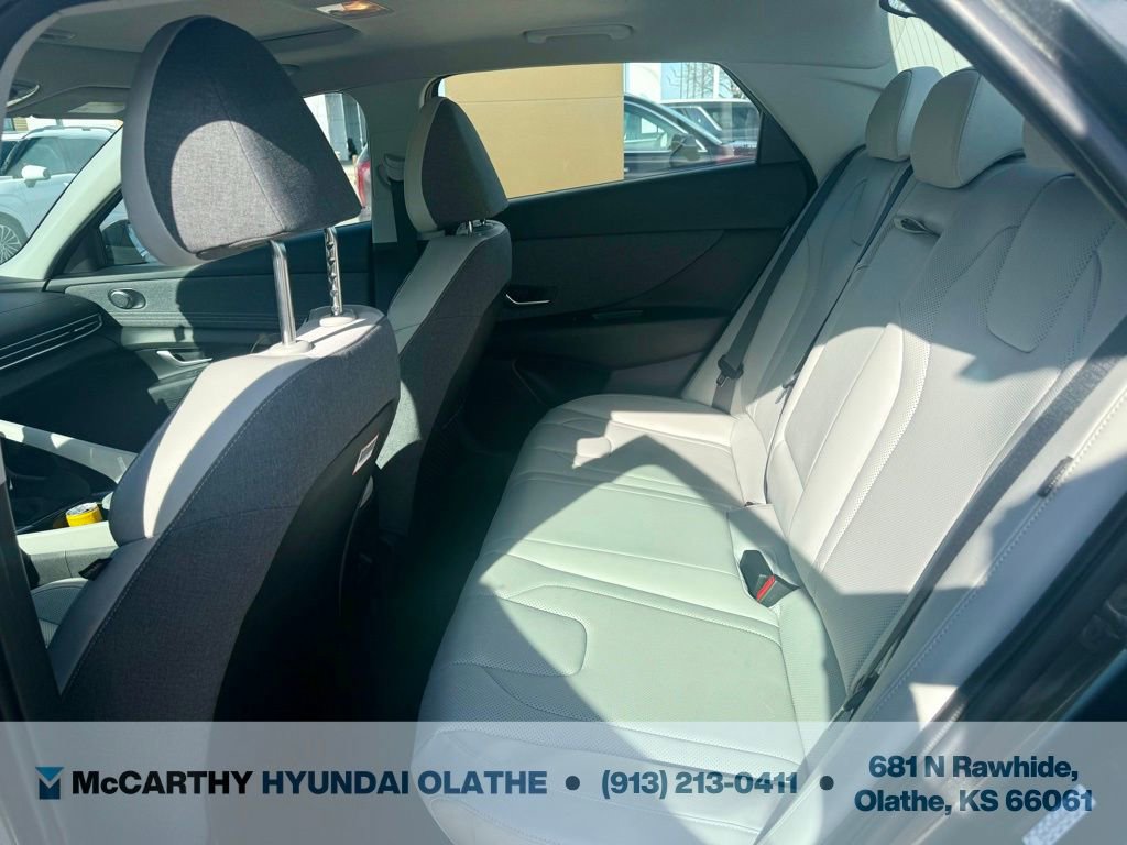 Certified 2024 Hyundai Elantra Limited image 4