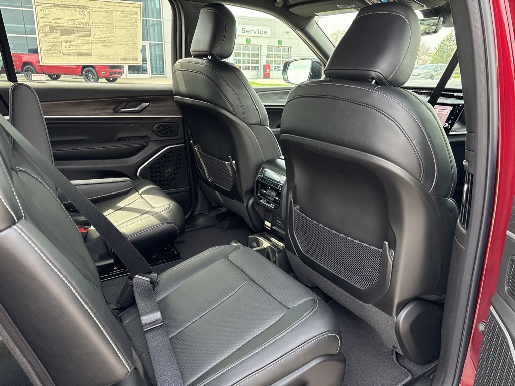 New 2026 Jeep Grand Cherokee L Limited AWD/4WD image 13