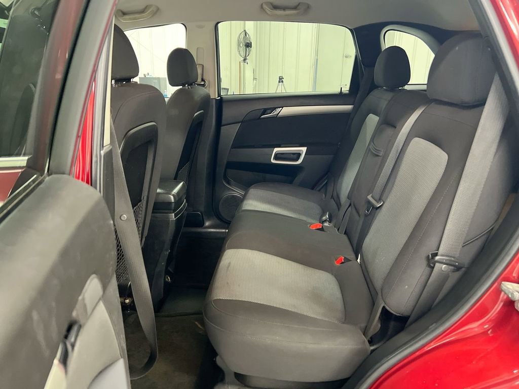 Used 2012 Chevrolet Captiva Sport LT FWD image 16