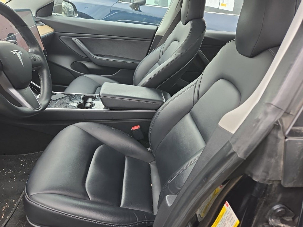 Used 2018 Tesla Model 3 Long Range image 7