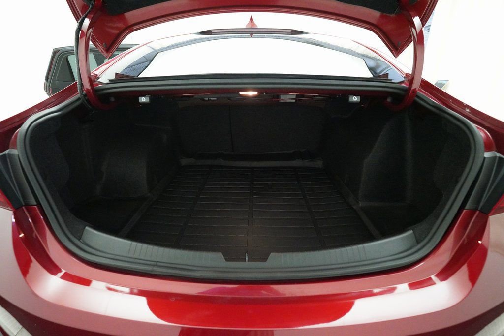 Used 2024 Chevrolet Malibu RS image 10