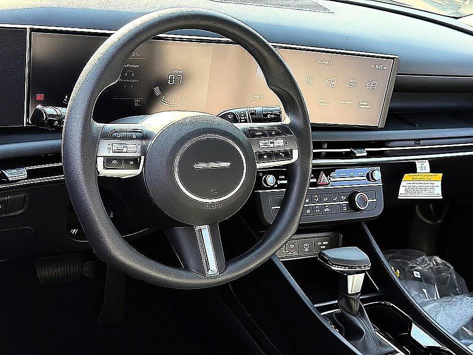 New 2027 Hyundai Santa Cruz SE AWD/4WD image 6
