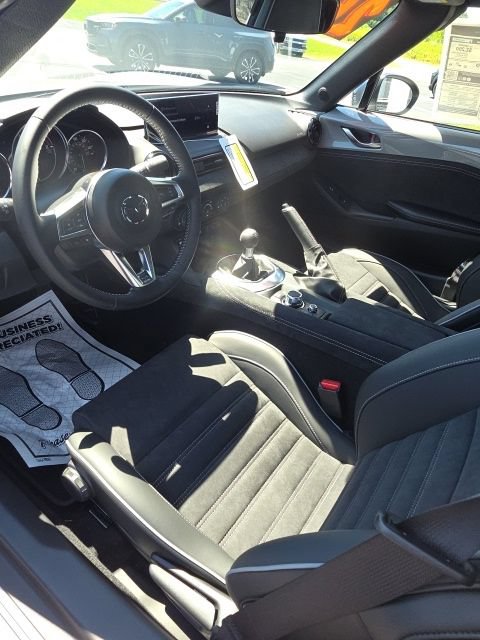 New 2026 MAZDA MX-5 Miata RF Club RWD image 11