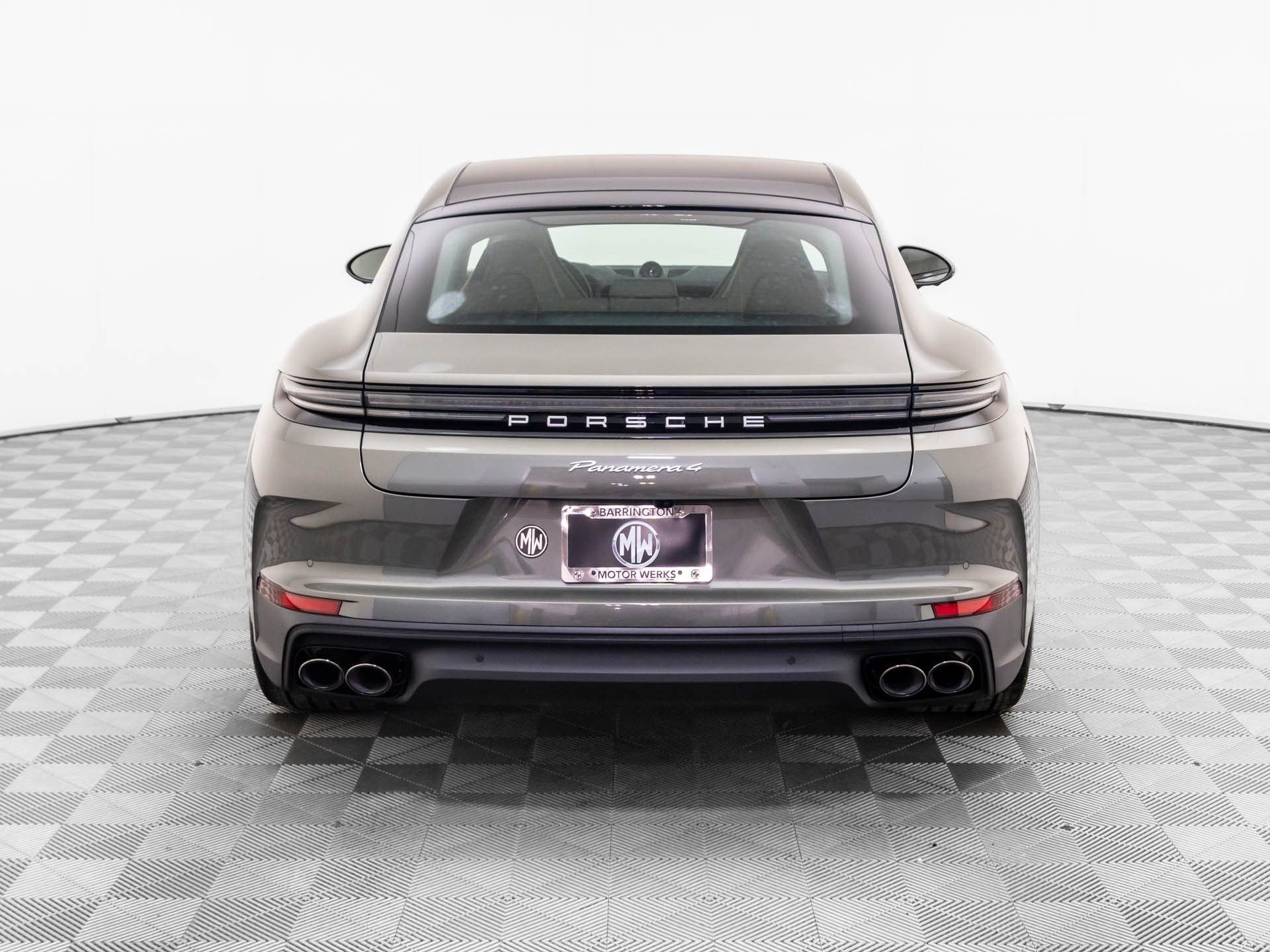 New 2026 Porsche Panamera 4 image 10