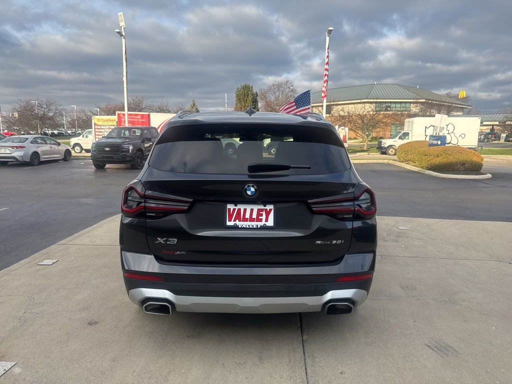 Used 2022 BMW X3 sDrive30i w/ Convenience Package w/ZPA image 8