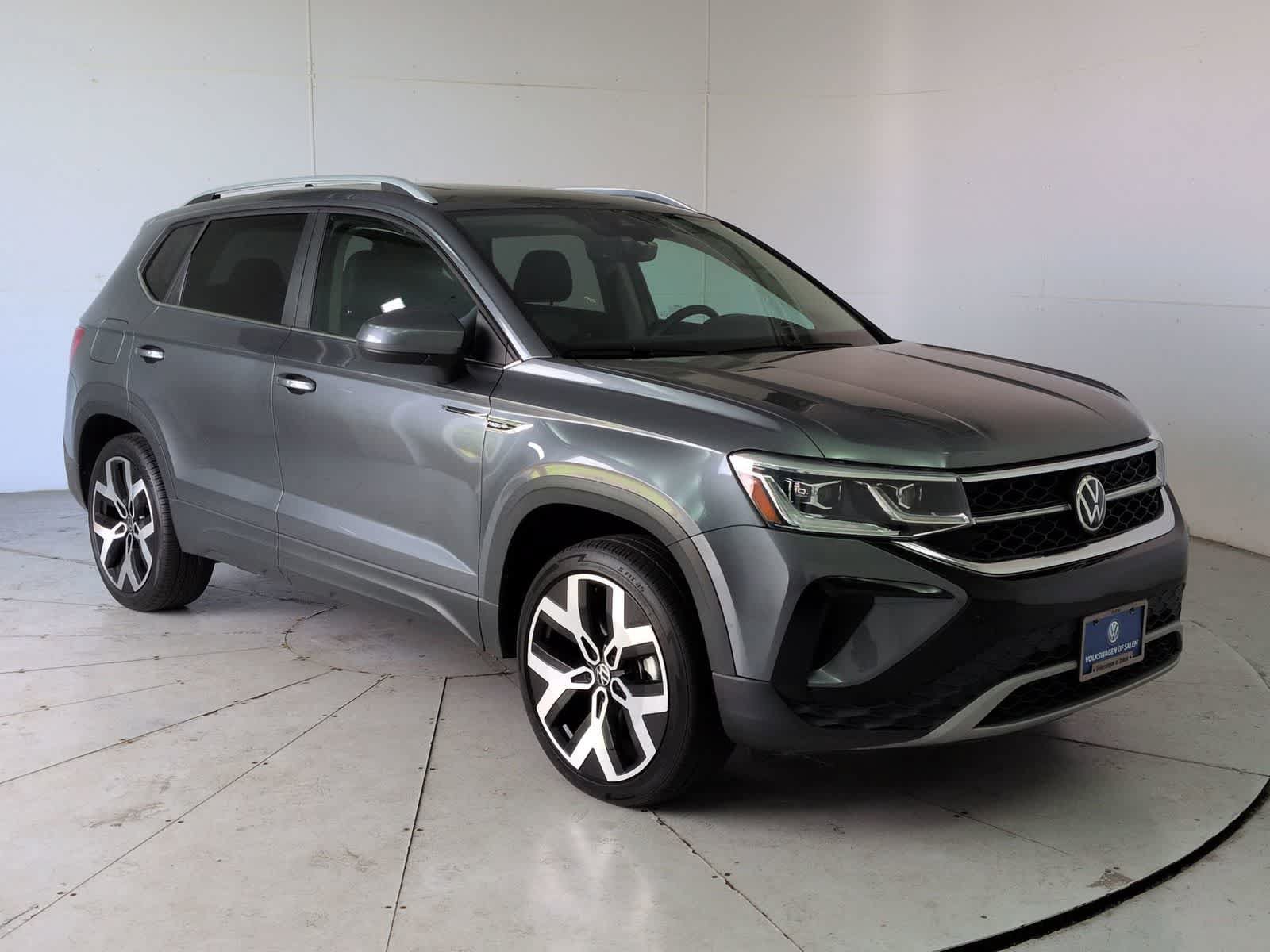 Certified 2022 Volkswagen Taos SEL AWD/4WD image 8