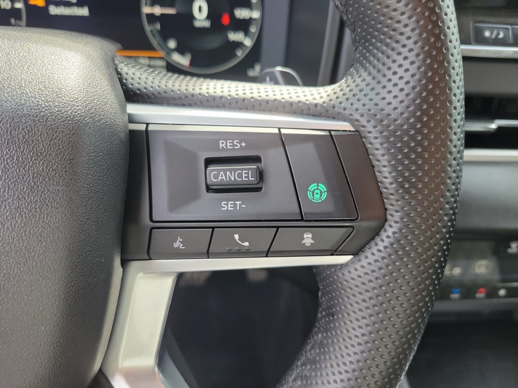 Used 2025 Mitsubishi Outlander 4WD Plug-In Hybrid image 22