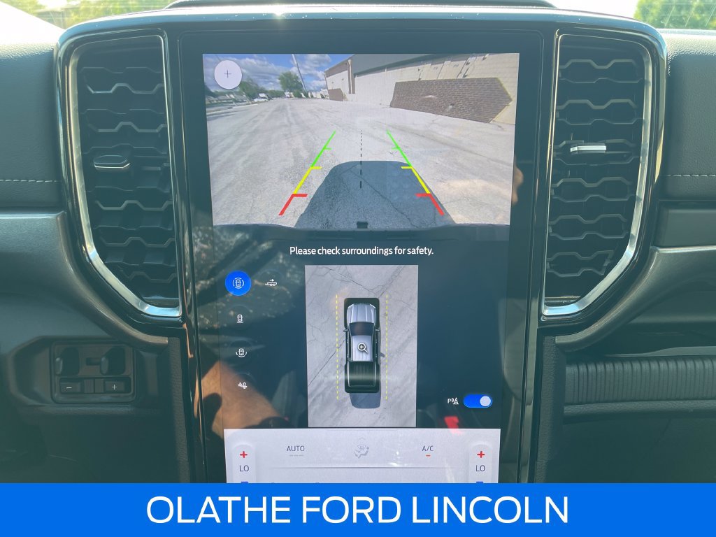 Used 2024 Ford Ranger Lariat w/ Advanced Towing Package AWD/4WD image 27