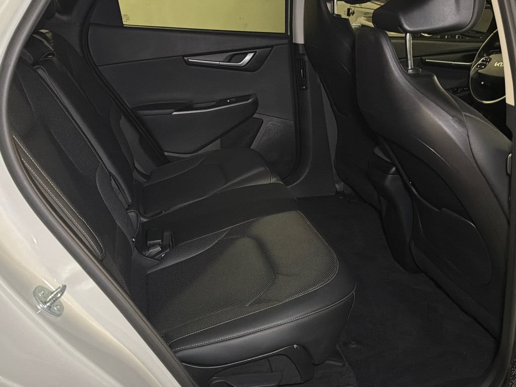 Certified 2024 Kia EV6 Wind w/ Wind Technology Package AWD/4WD image 15