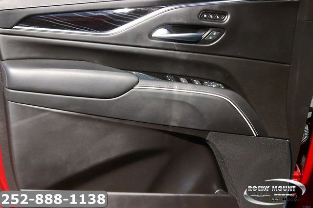 Used 2023 Cadillac Escalade V AWD/4WD image 11