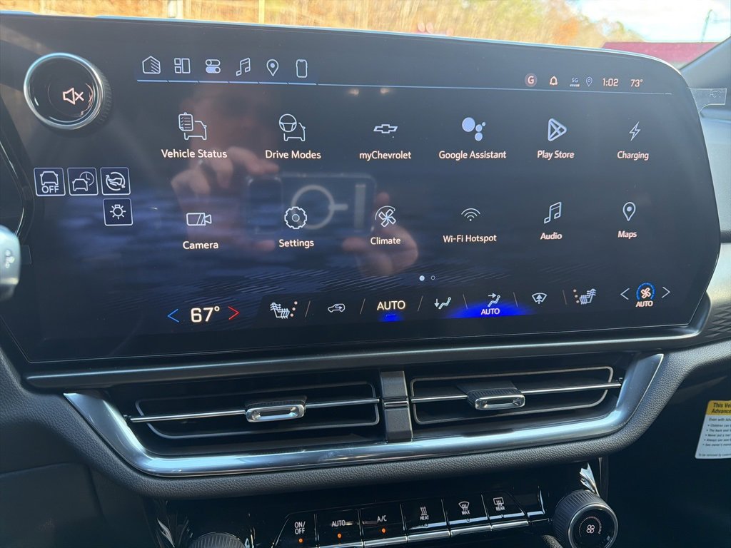 New 2026 Chevrolet Equinox EV LT w/ Comfort Package image 16