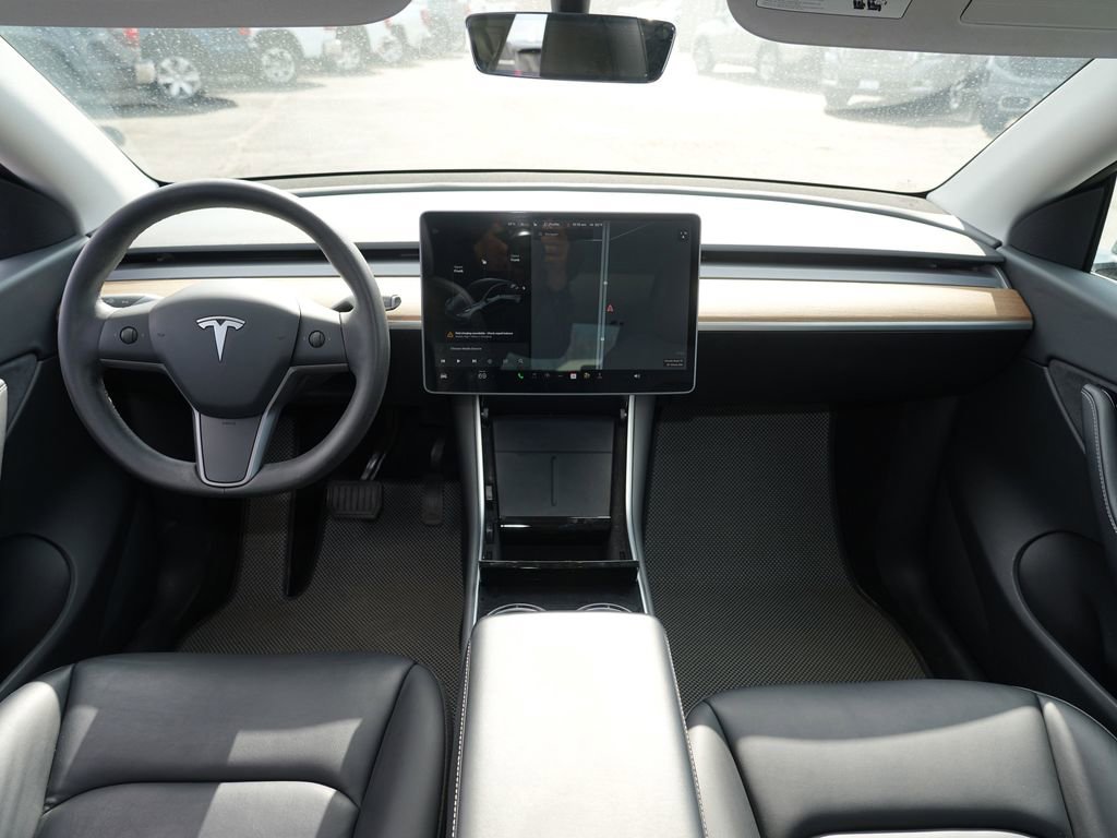 Used 2021 Tesla Model Y Long Range AWD/4WD image 24