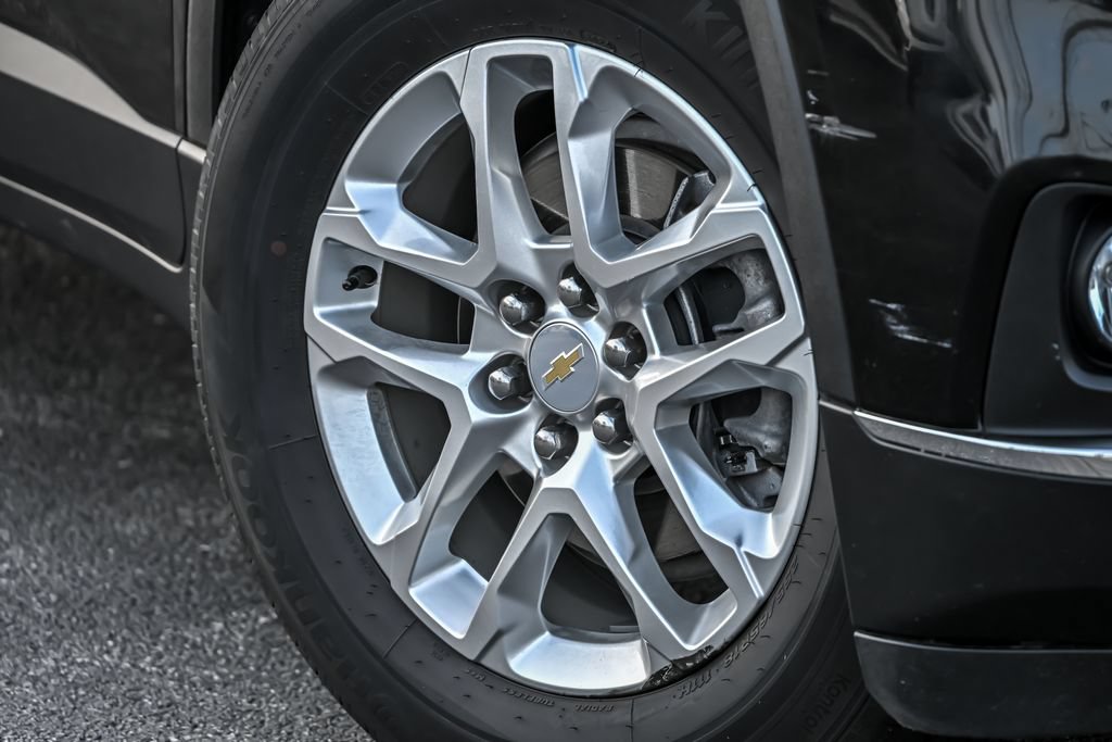 Used 2021 Chevrolet Traverse LT AWD/4WD image 4