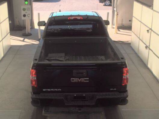 Used 2018 GMC Sierra 1500 SLE w/ SLE Value Package AWD/4WD image 8