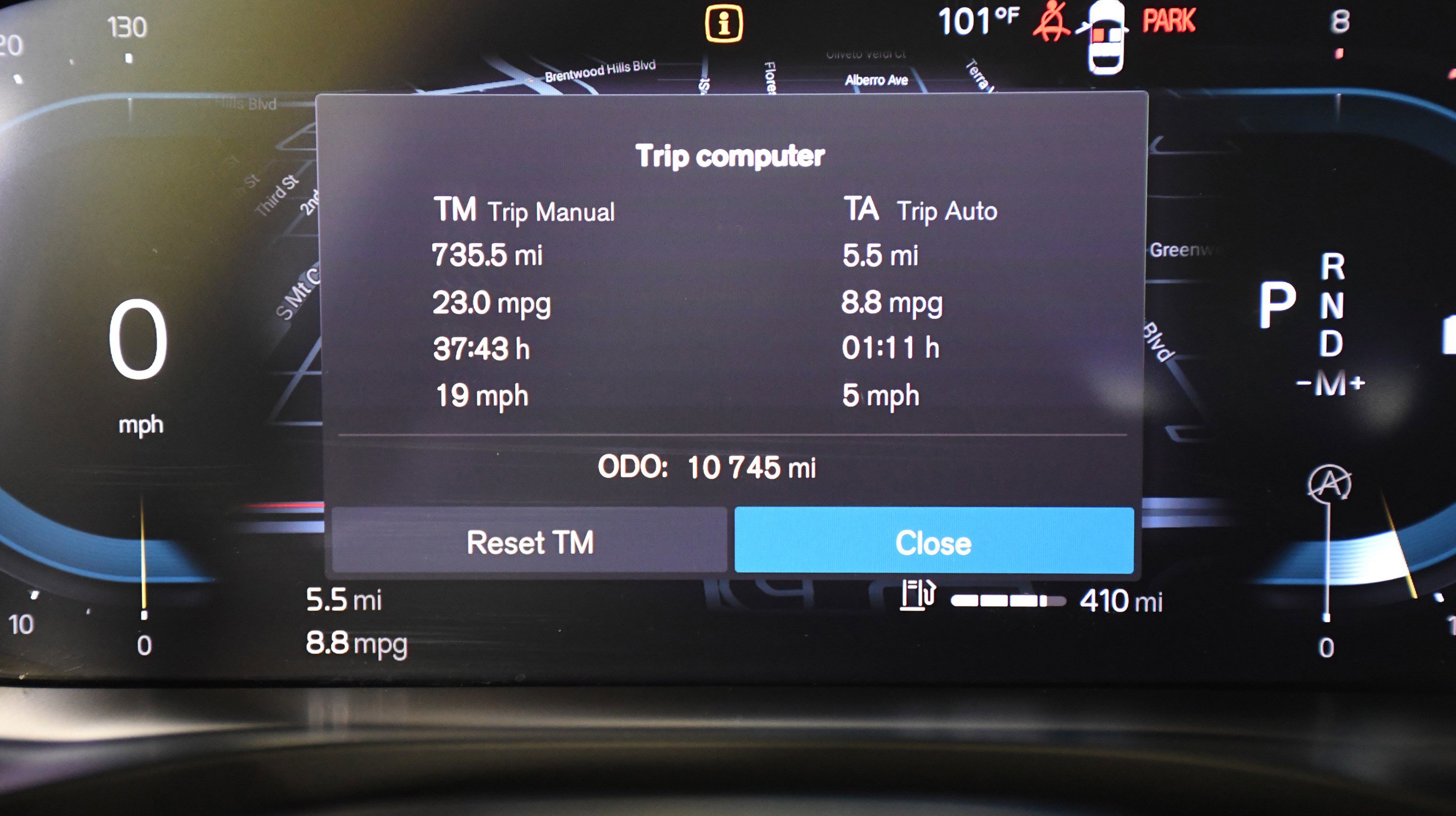 Used 2025 Volvo XC60 B5 Plus image 14