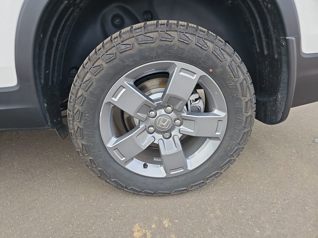 Used 2025 Honda Ridgeline TrailSport image 29