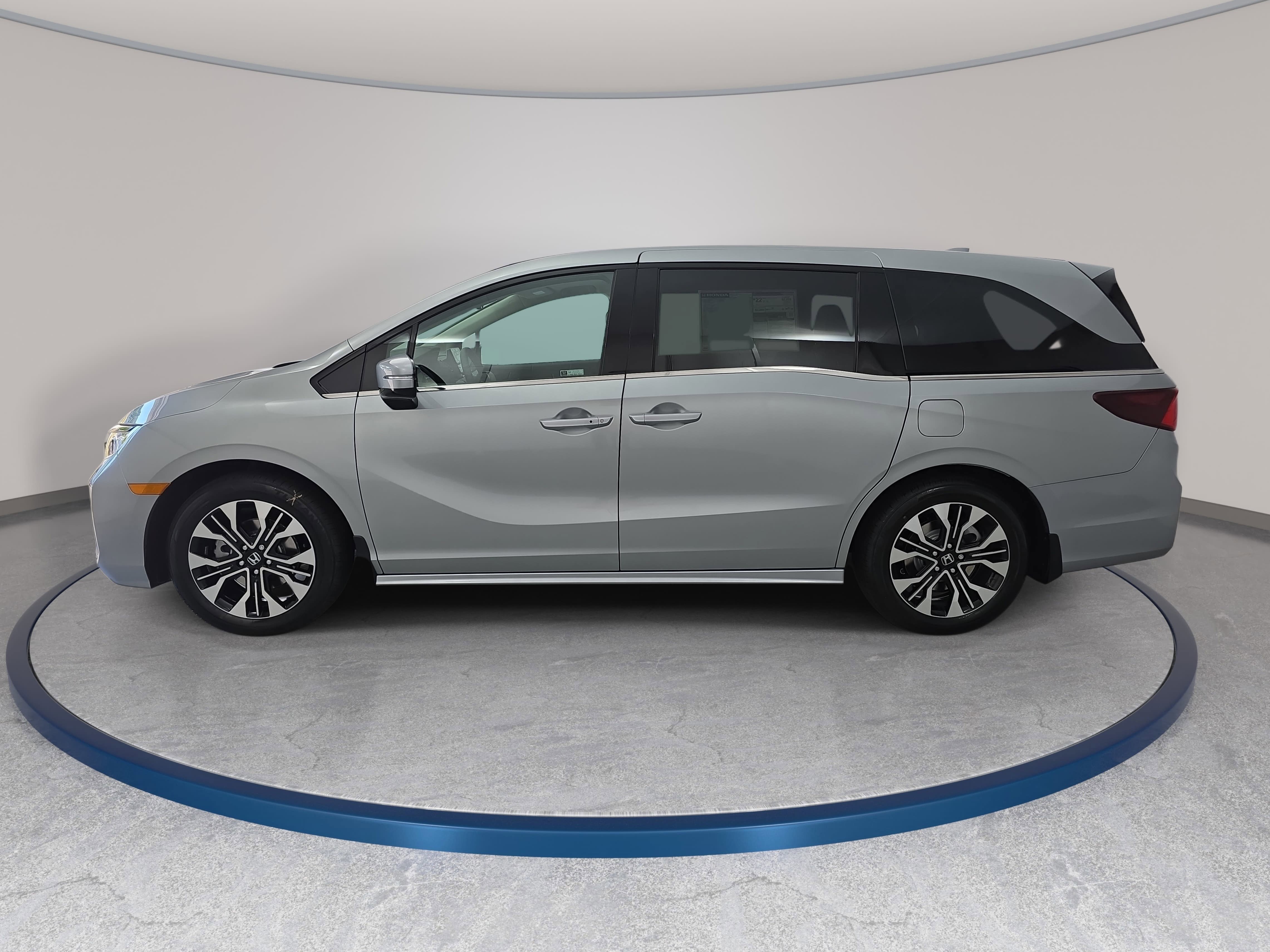New 2026 Honda Odyssey Elite image 8