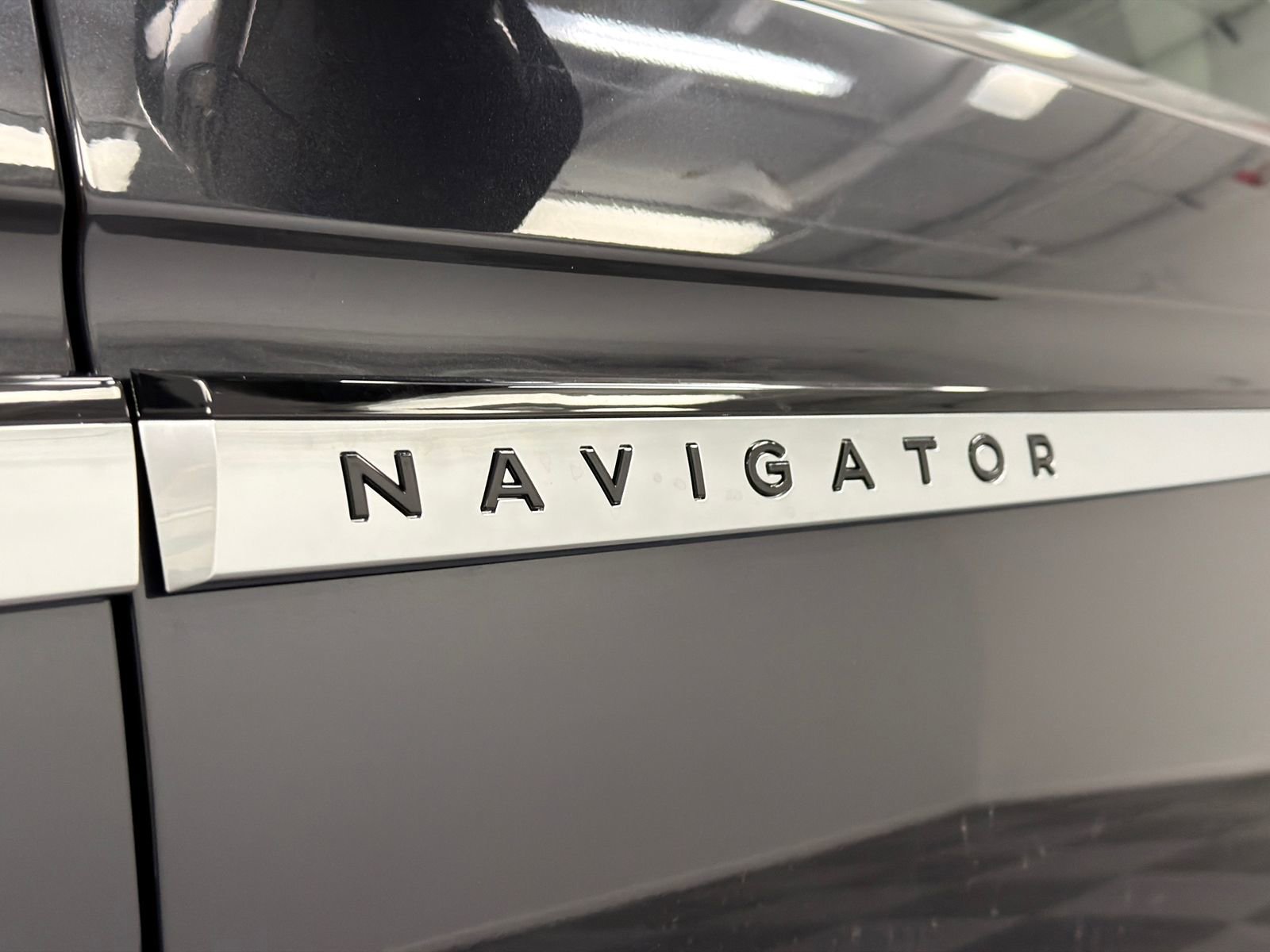 New 2026 Lincoln Navigator Reserve AWD/4WD image 16