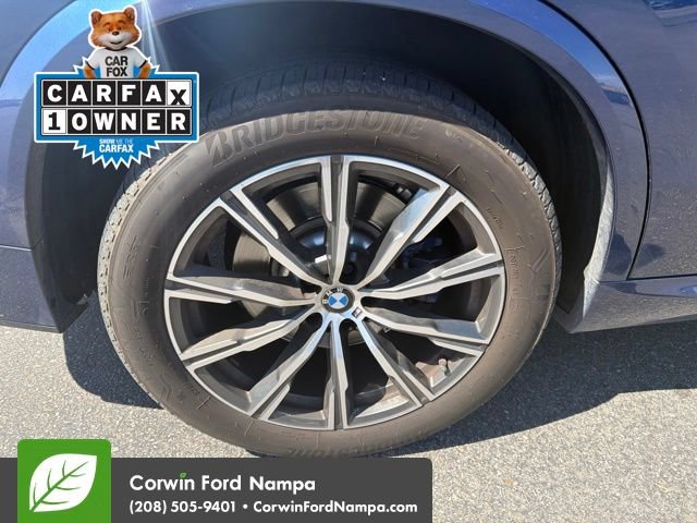 Used 2022 BMW X5 M50i AWD/4WD image 13
