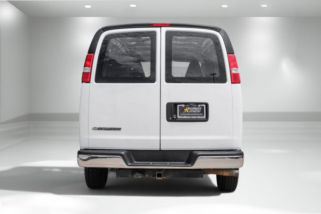 Used 2020 Chevrolet Express 2500 Extended w/ Driver Convenience Package RWD image 7