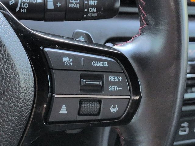 Used 2025 Honda Pilot Black Edition image 26