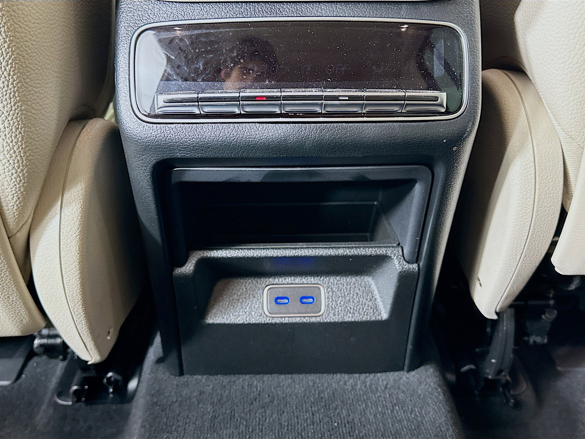 Certified 2025 Mercedes-Benz GLS 450 4MATIC image 32