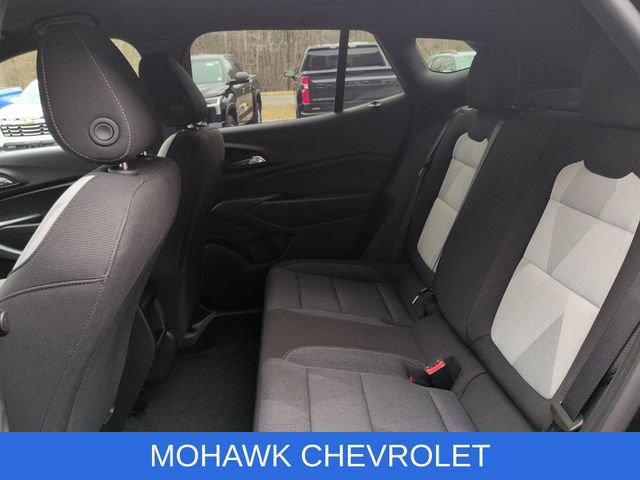 Used 2025 Chevrolet Trax RS w/ Driver Confidence Package image 23
