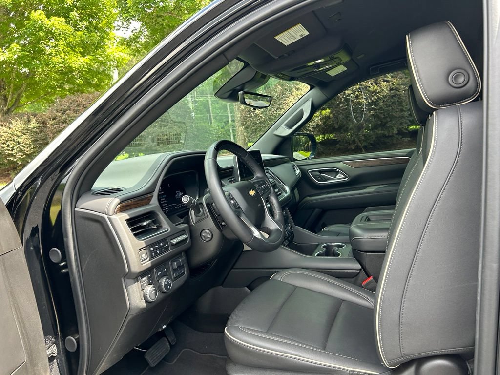 Used 2024 Chevrolet Tahoe Premier w/ Advanced Technology Package AWD/4WD image 44