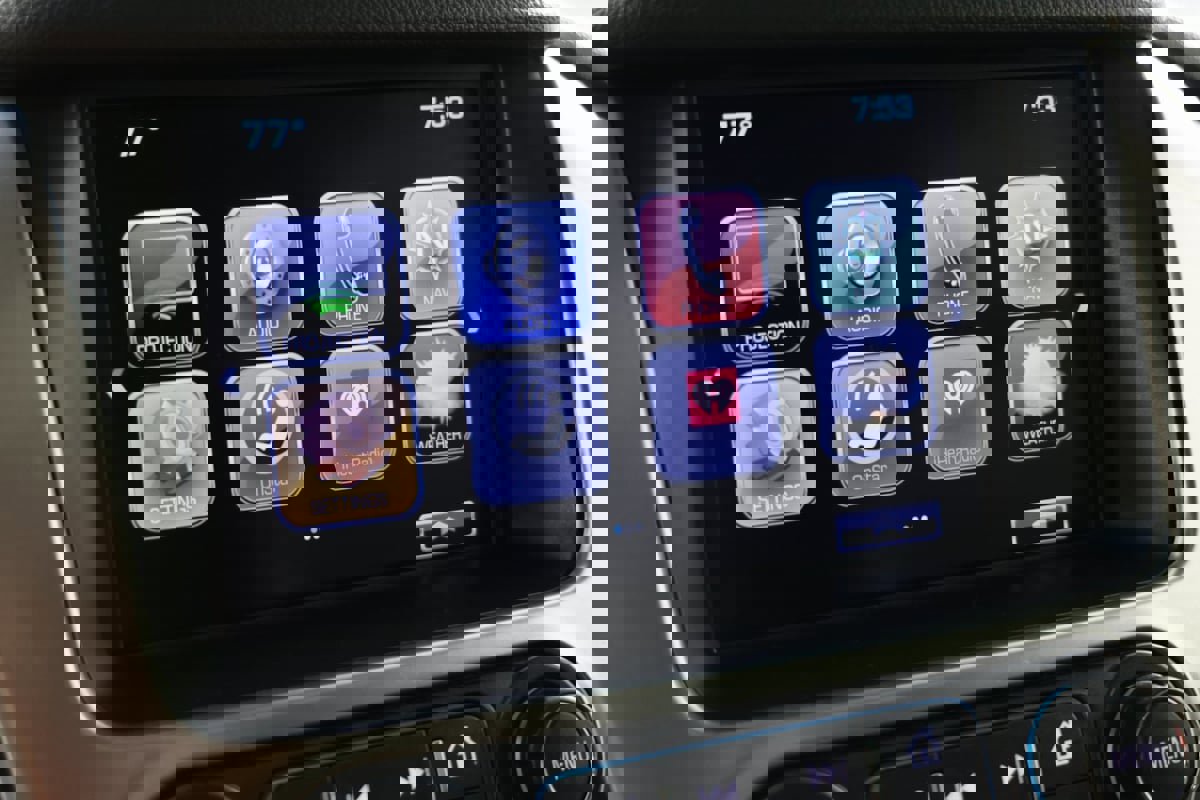 Used 2019 Chevrolet Suburban Premier image 58