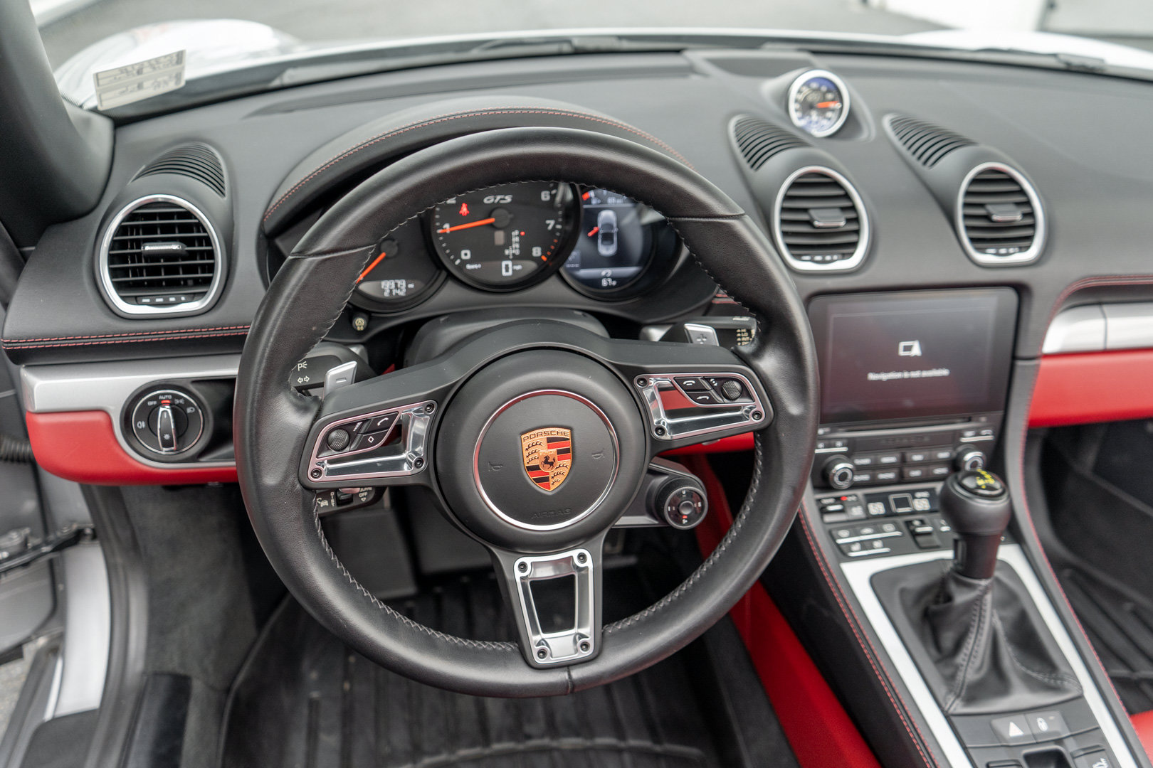 Used 2018 Porsche 718 Boxster GTS RWD image 17