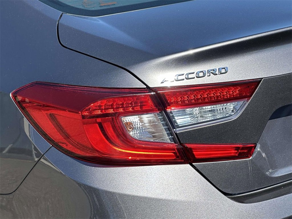 Certified 2020 Honda Accord Hybrid image 8