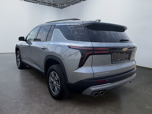 Used 2024 Chevrolet Traverse LT w/ LPO, Floor Liner Package image 3