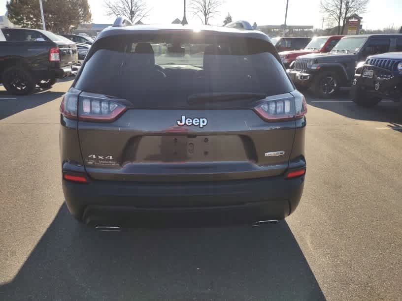 Used 2019 Jeep Cherokee Latitude Plus w/ Comfort/Convenience Group image 6