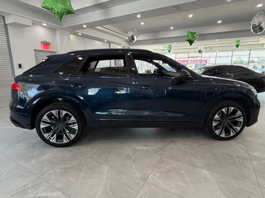 Used 2025 Audi Q8 Premium Plus w/ Premium Plus Package AWD/4WD image 8
