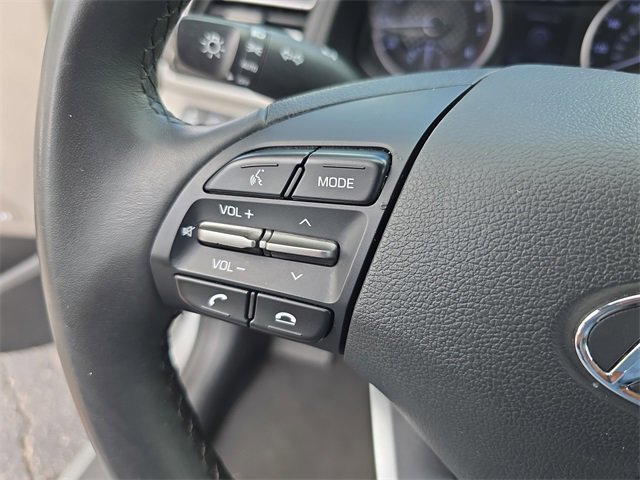 Used 2020 Hyundai Elantra Limited image 23