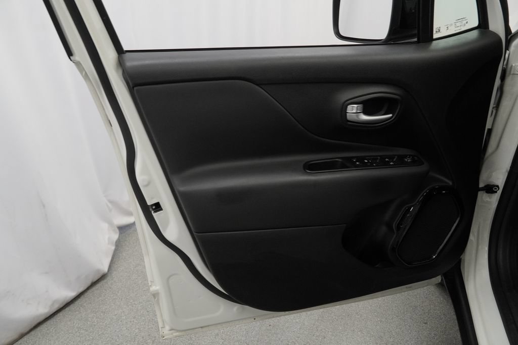 Certified 2023 Jeep Renegade Altitude AWD/4WD image 41