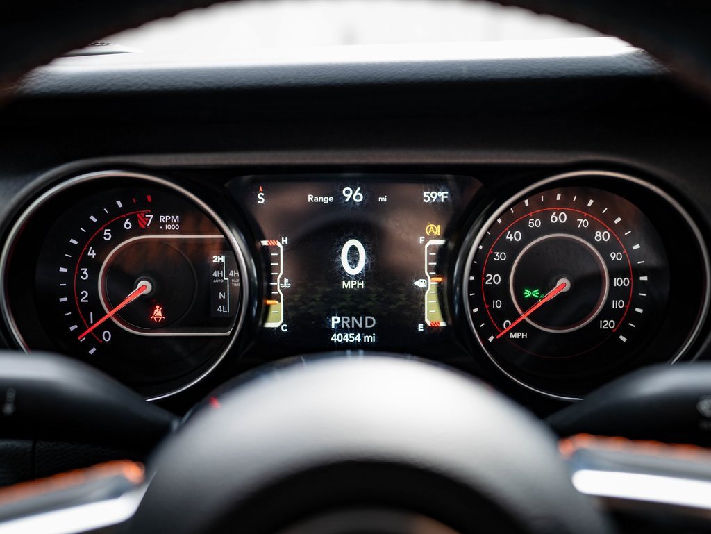 Used 2021 Jeep Gladiator Mojave w/ Trailer Tow Package image 31