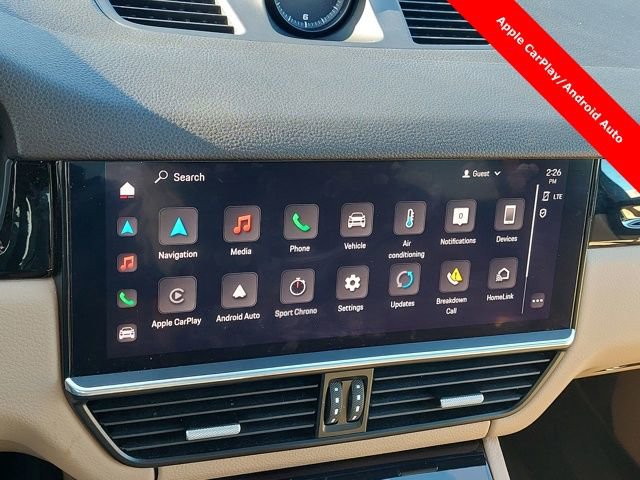 Used 2023 Porsche Cayenne Platinum Edition image 23