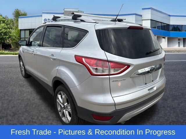 Used 2015 Ford Escape Titanium FWD image 3
