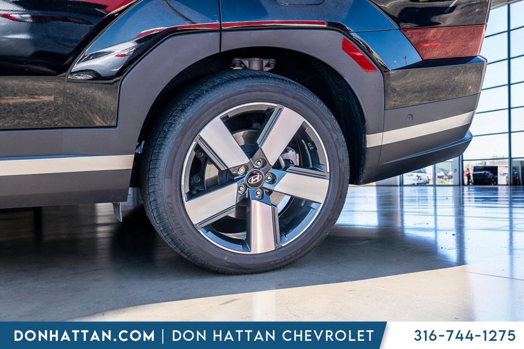 Used 2024 Hyundai Santa Fe Limited FWD image 42