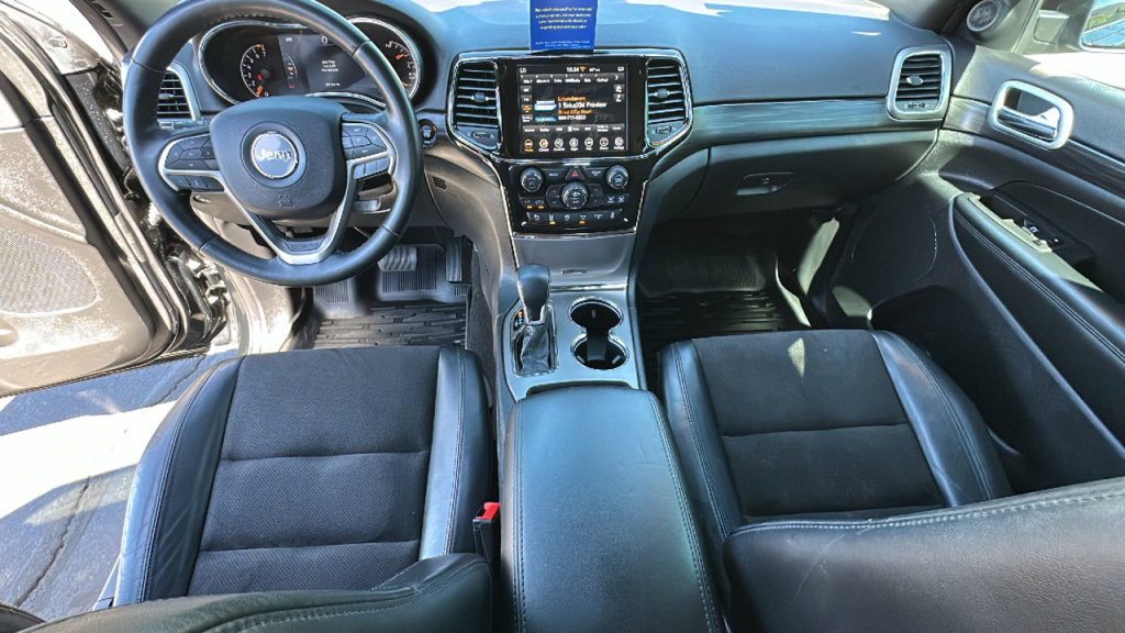 Used 2021 Jeep Grand Cherokee Laredo X image 26