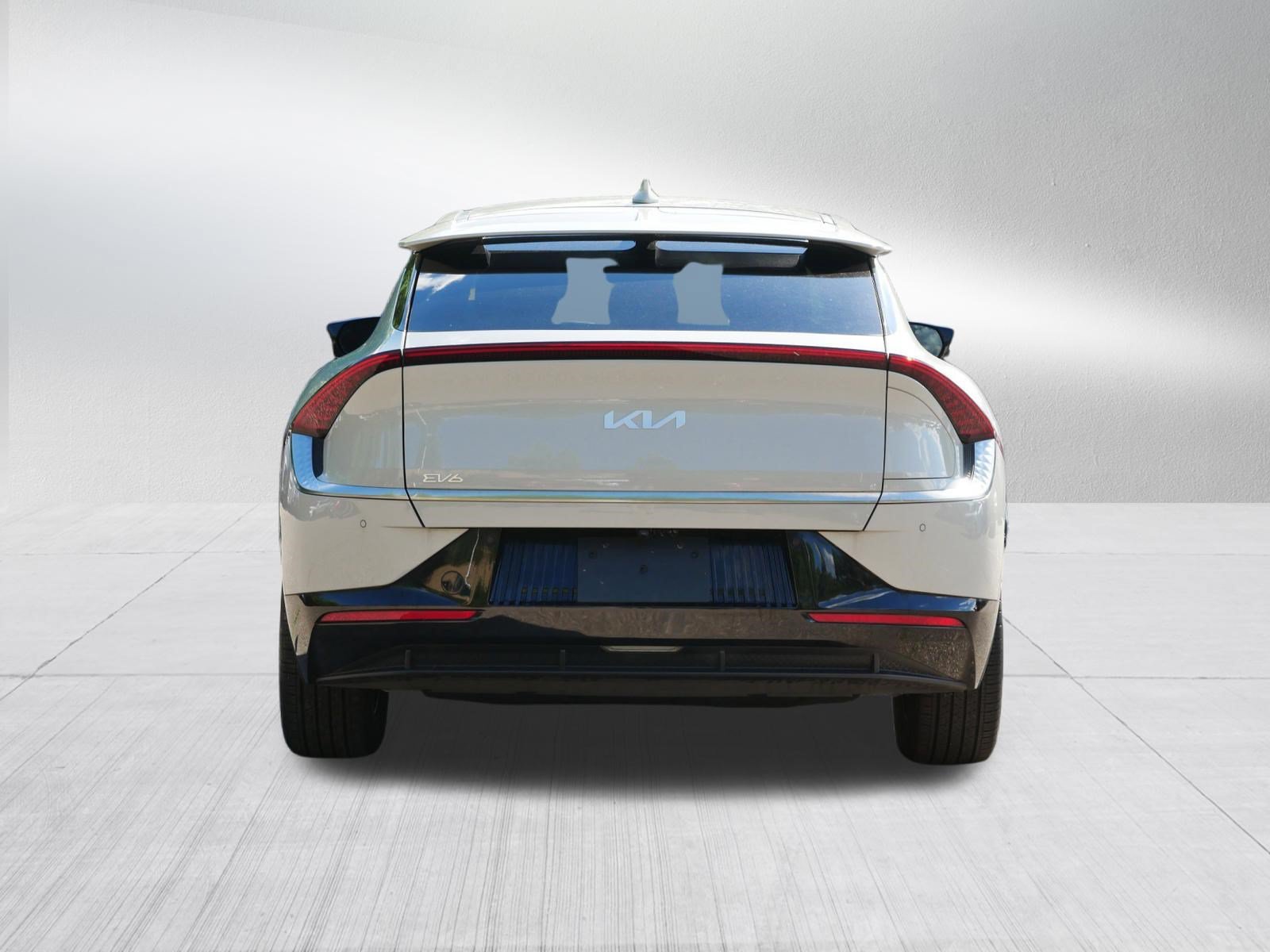 Certified 2022 Kia EV6 Wind AWD/4WD image 6