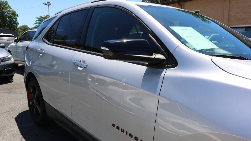 Used 2021 Chevrolet Equinox Premier w/ Redline Edition FWD image 3