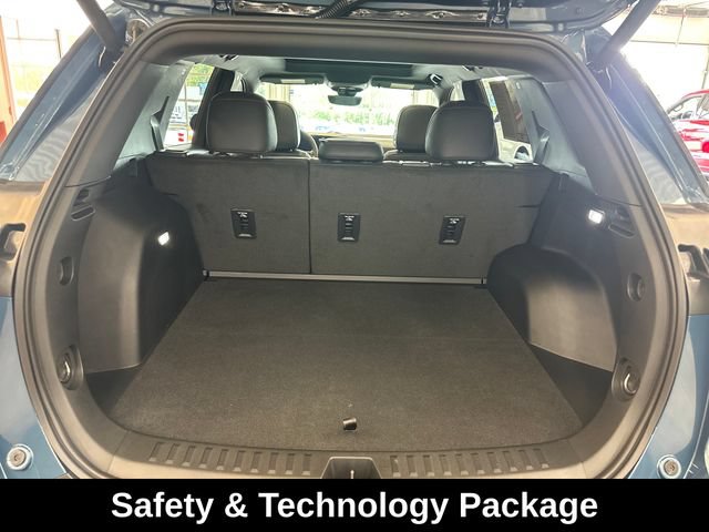 Used 2025 Chevrolet Equinox RS w/ Safety and Technology Package AWD/4WD image 7