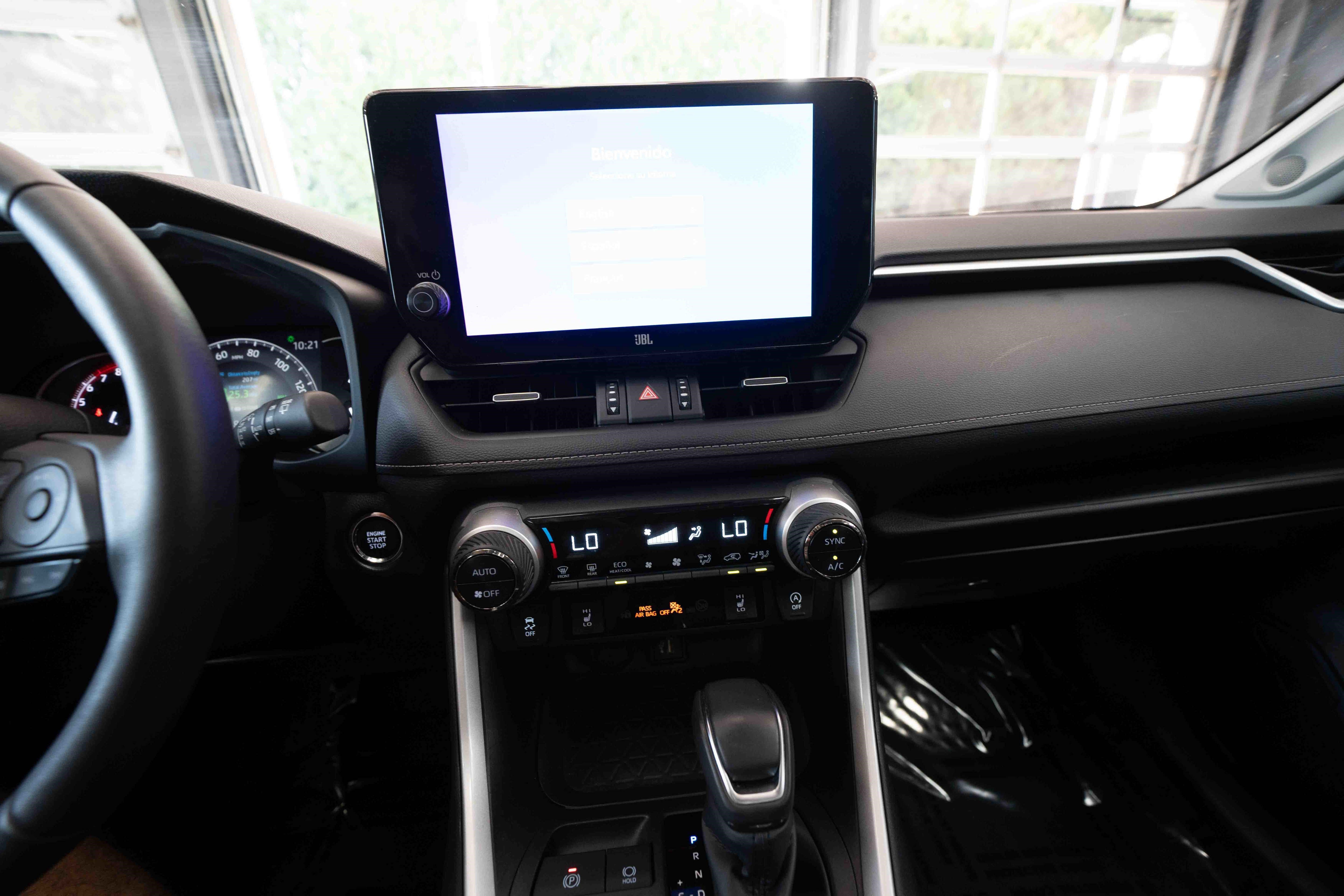 Certified 2023 Toyota RAV4 XLE Premium AWD/4WD image 18