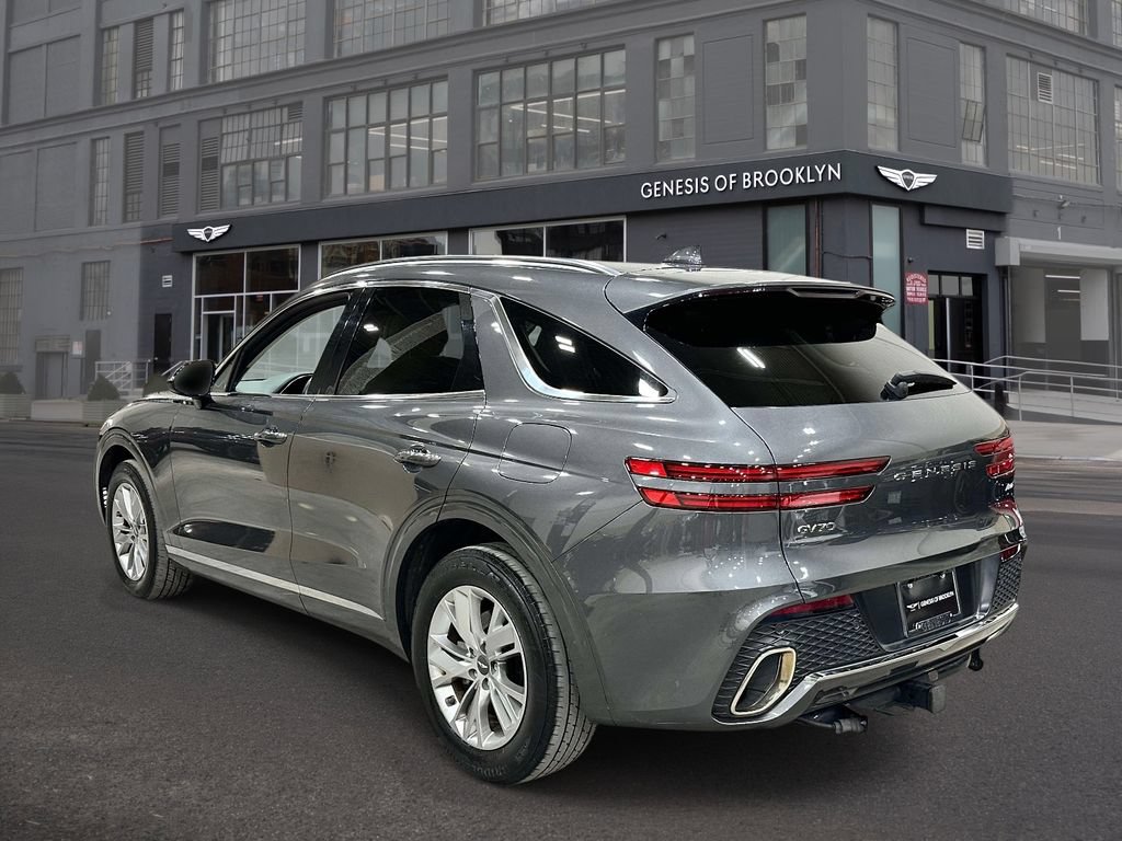 Used 2023 Genesis GV70 2.5T AWD/4WD image 3