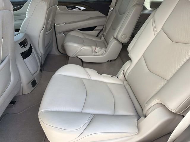 Used 2019 Cadillac Escalade Premium Luxury image 24