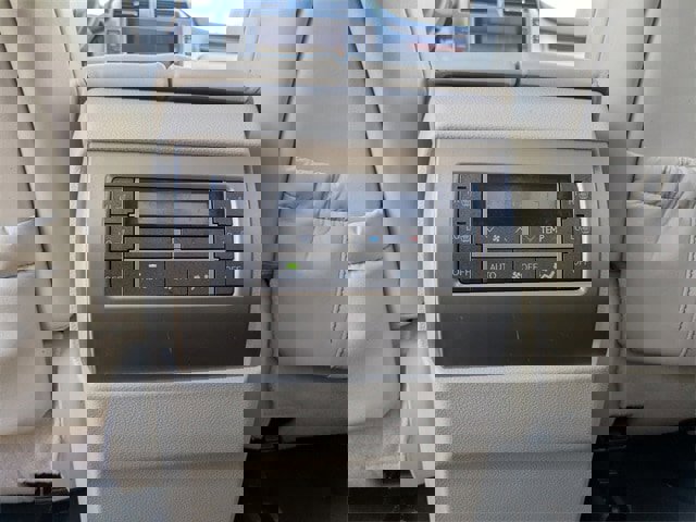 Used 2016 Lexus GX 460 w/ Premium Package image 18