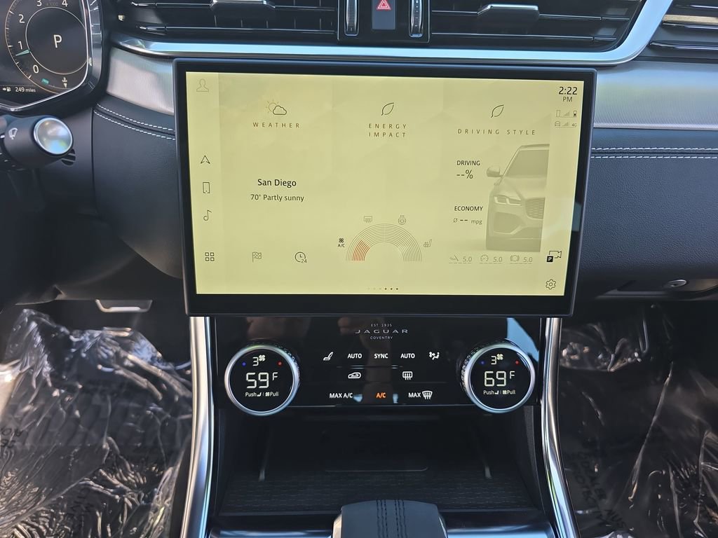 Certified 2024 Jaguar XF R-Dynamic SE AWD/4WD image 20