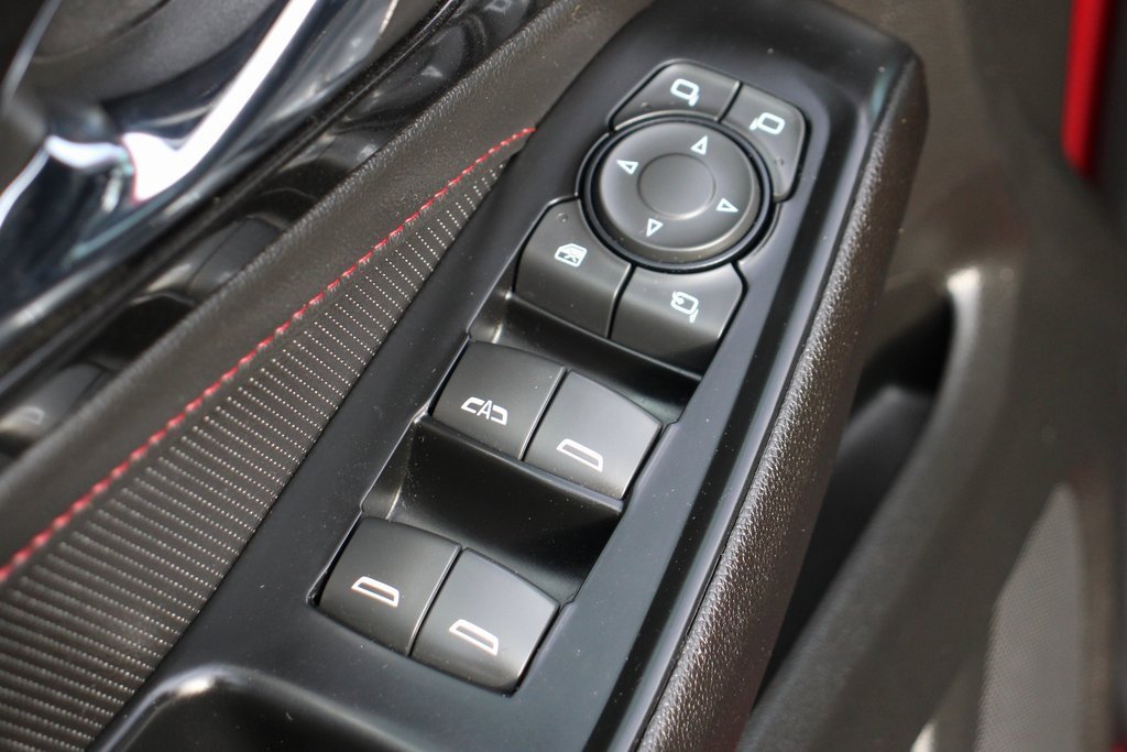 Used 2023 Chevrolet Traverse RS image 19